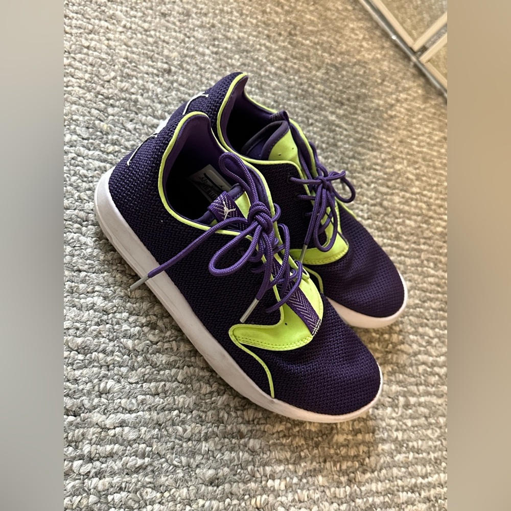 Nike Jordan shoes big kids size 6.5Y